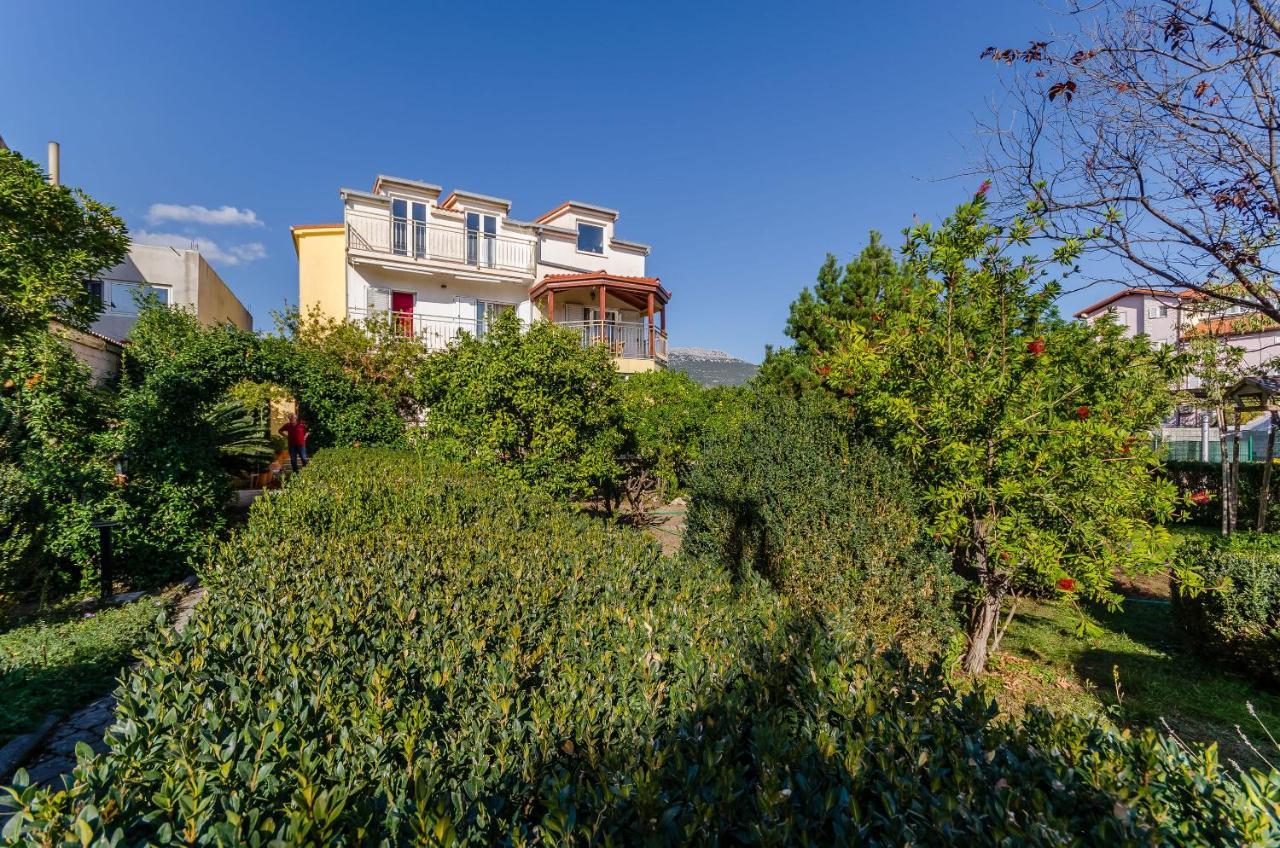 Apartment Benzon Kastela Exterior photo